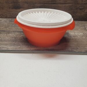 Vintage Tupperware Orange Bowl #1323-22 with Pleated White Servalier Lid #812-25